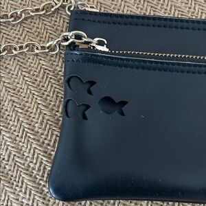 Pretty Ships Black wrist lid with cut out fish and Gold Chain wrist pull